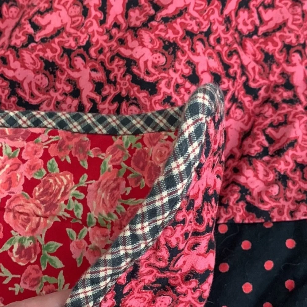 April Cornell Full/Double Vintage Reversible Bed Patchwork Quilt Roses Cherubs - Picture 9 of 14